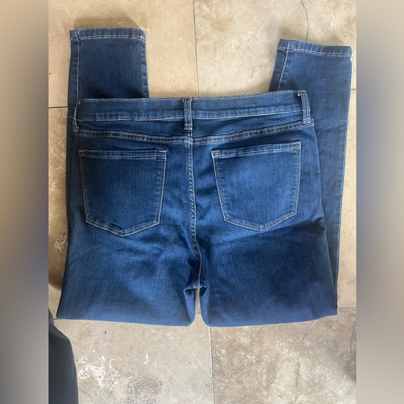 Banana Republic, ladies jeans, size 12 excellent condition skinny fit regular - Picture 3 of 8